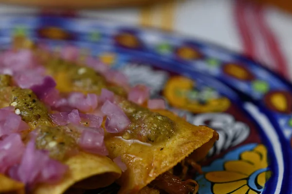 Tacos Pibil Cochinita Con Tortillas Cerdo Sazonado Cebolla Morada Chile — Foto de Stock