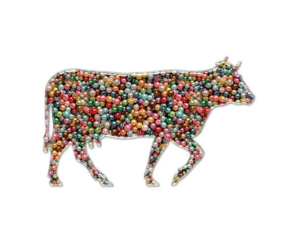 Nahaufnahme Einer Kuhfigur Aus Bunten Perlen Auf Isoliertem Hintergrund — Stockfoto