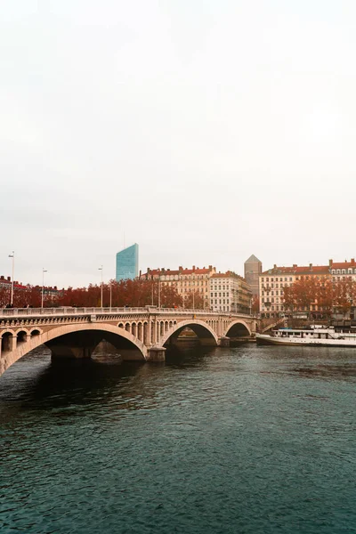 Gyönyörű Kilátás Városképre Történelmi Épületekkel Lyon Városában Franciaországban — Stock Fotó