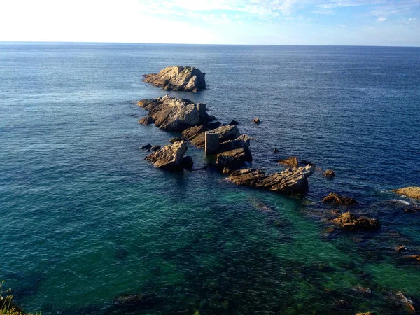 Захоплюючий Знімок Красивого Морського Пейзажу Камінням — стокове фото