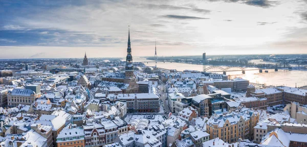 Uma Vista Aérea Cidade Riga Com Rio Daugava Centro Cidade — Fotografia de Stock