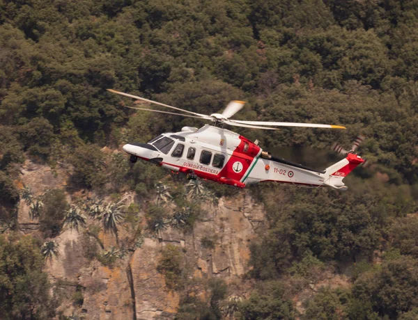 Cinque Terre Italia Enero 2021 Helicóptero Guardia Costera Italiana Acción — Foto de Stock