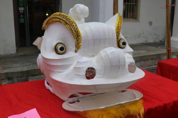 Topeng White Chinese Dragon Pada Festival Tahun Baru Imlek George — Stok Foto