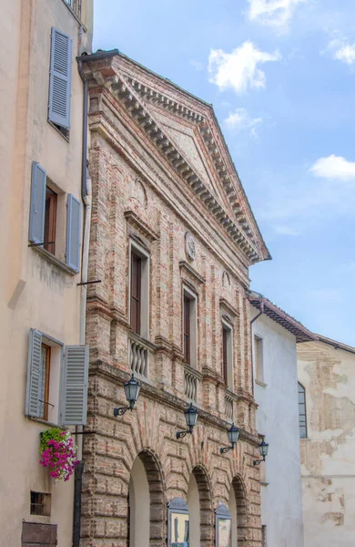 Een Verticaal Schot Van Een Oeroud Stenig Gebouw Citta Castello — Stockfoto