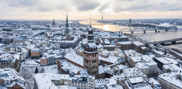 Una Vista Aérea Catedral Cúpula Casco Antiguo Riga Atardecer Invierno — Foto de Stock