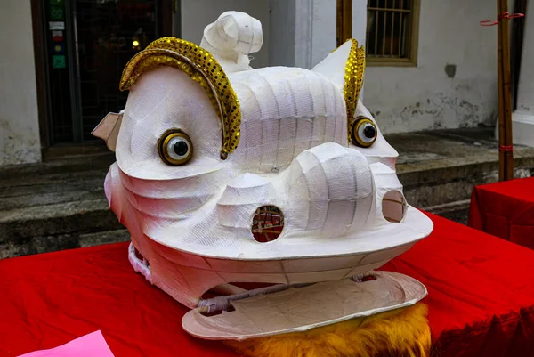 Topeng White Chinese Dragon Pada Festival Tahun Baru Imlek George — Stok Foto