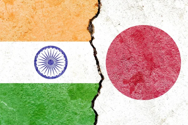 Зіткнення Індії Японією Вертикальні Національні Прапори Концепції Економічного Політичного Конфлікту — стокове фото