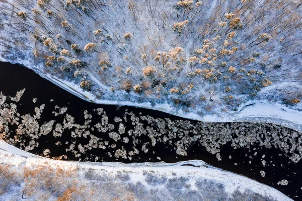 Uma Vista Aérea Rio Gauja Congelado Letónia — Fotografia de Stock