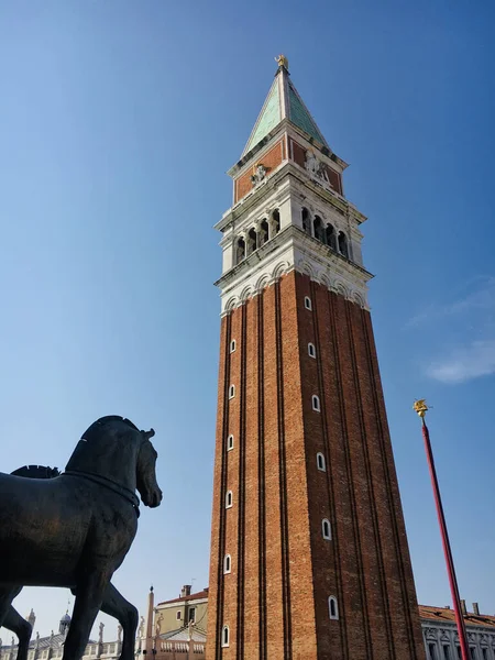 Venedik Talya Daki Mark Meydanı Ndaki Mark Campanile Çan Kulesi — Stok fotoğraf