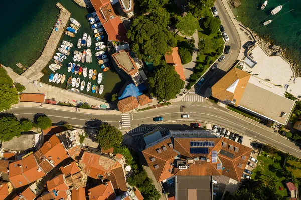 Aerial Shot Long Road Beautiful Houses Red Rooftops — Stock Photo, Image