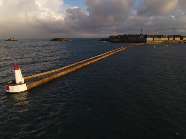 Aerial Shot Path Leading City Middle Sea — Stock Photo, Image