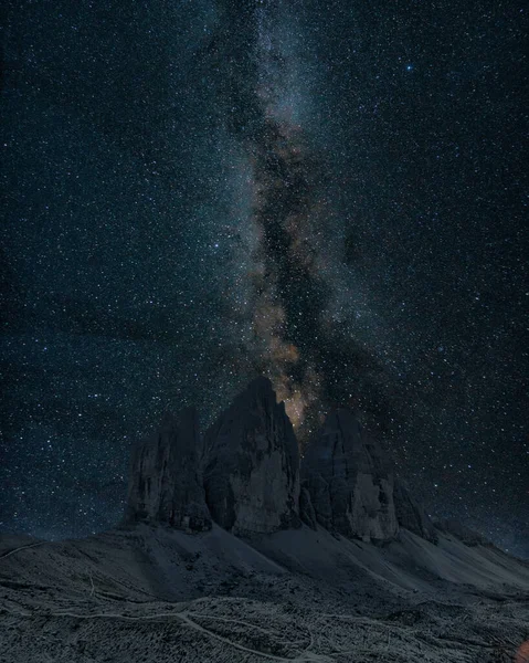 Horní Část Mléčné Dráhy Zvonkohra Tre Tři Nejznámějších Vrcholů Dolomitech — Stock fotografie