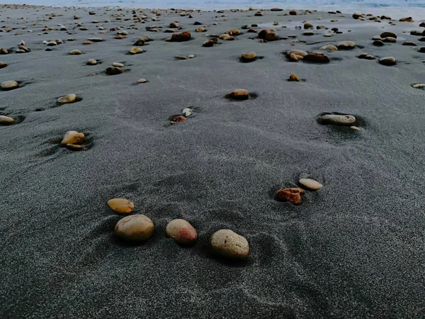 Piaszczysta Plaża Muszelkami — Zdjęcie stockowe