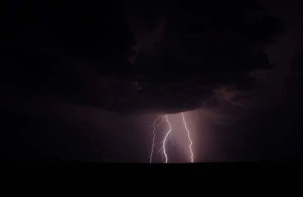 Beautiful Shot Lightning Dark Night Sky — Stock Photo, Image