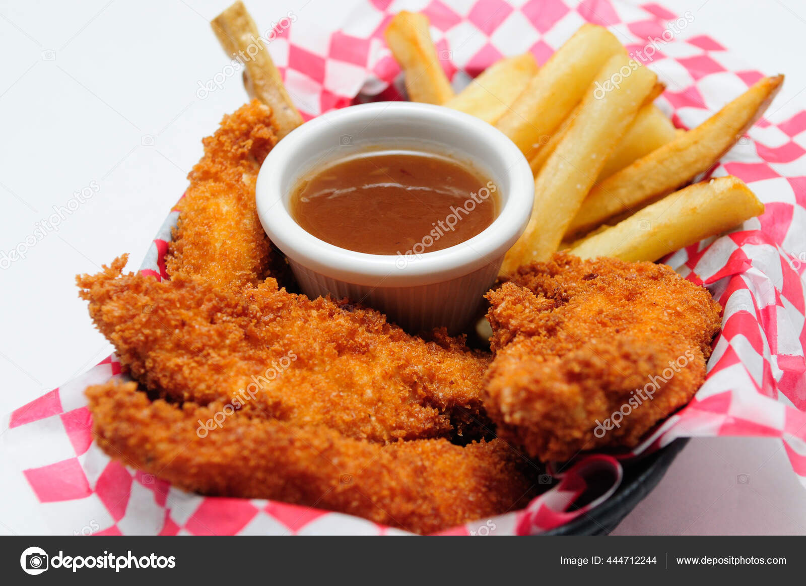 Breaded Chicken Strips French Fries Dipping Sauce Diner Basket — Stock