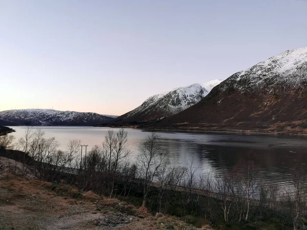 Schöner Blick Auf Einen Fluss Auf Der Insel Kvaloy Tromso — Stockfoto