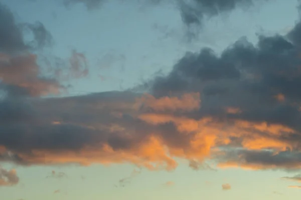 Låg Vinkel Skott Den Färgglada Himlen Fångas Solnedgången — Stockfoto