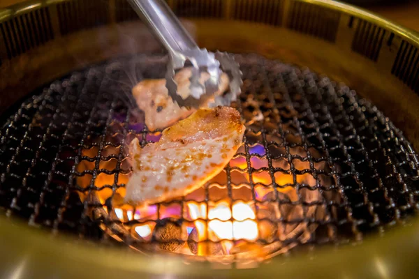 おいしい日本の焼肉グリルのクローズアップ — ストック写真
