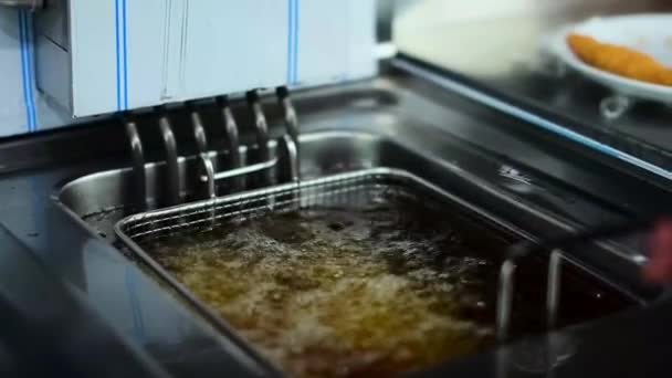 Mutfakta Yemek Yapmak — Stok video