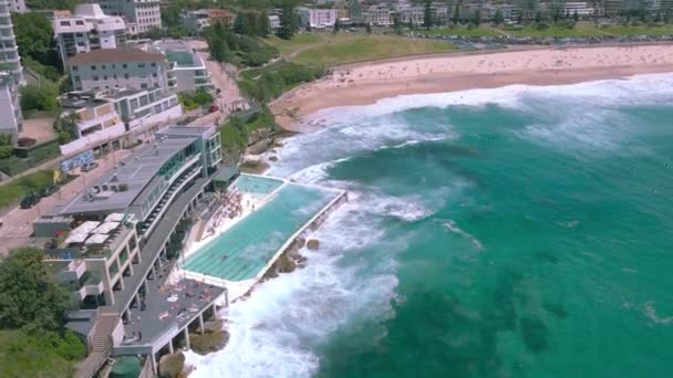 悉尼美丽的海盐池 邦迪海滩的联姻 — 图库视频影像