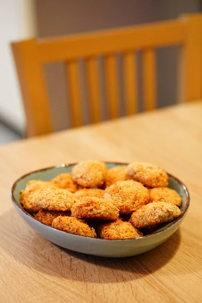 Selective Focus Shot Deliciously Baked Coconut Chip Cookies Plate — Stock Photo, Image