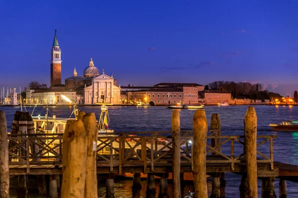 View Chiesa San Giorggio Majore Venice Night Dock Forground — стоковое фото