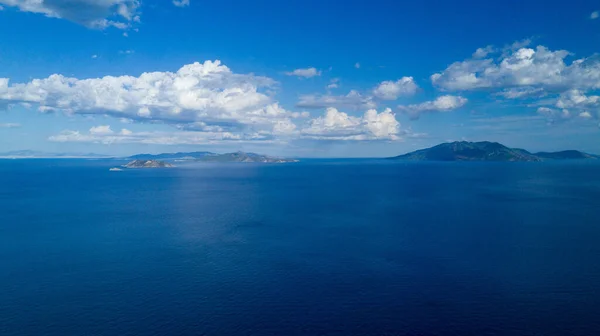 Повітряний Вид Голубе Небо Море Греції — стокове фото