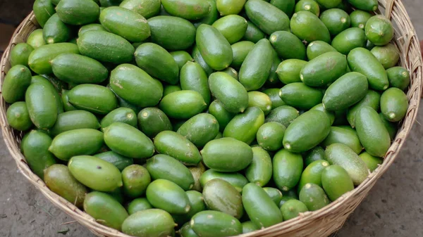 Вид Зверху Зелені Стиглі Авокадо Урожай Ринок Фон — стокове фото