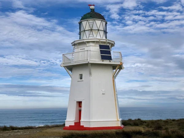 Grand Phare Blanc Construit Pierre Sous Ciel Nuageux — Photo