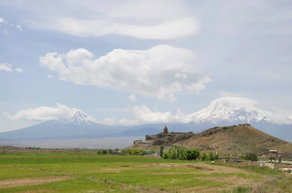 Ermenistan Daki Ünlü Tarihi Khor Virap Manastırı — Stok fotoğraf