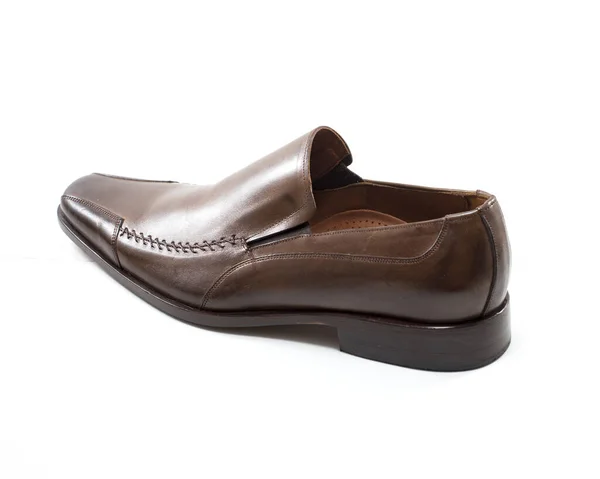Beyaz Arka Planda Izole Edilmiş Kahverengi Klasik Erkek Ayakkabıları — Stok fotoğraf