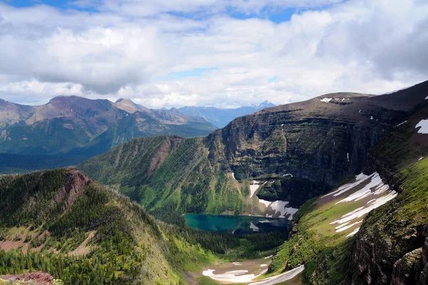 Eine Luftaufnahme Des Wall Lake Akamina Rücken Waterton Lakes Nationalpark — Stockfoto