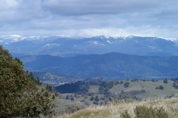 Uma Paisagem Montanhosa Norte Califórnia — Fotografia de Stock