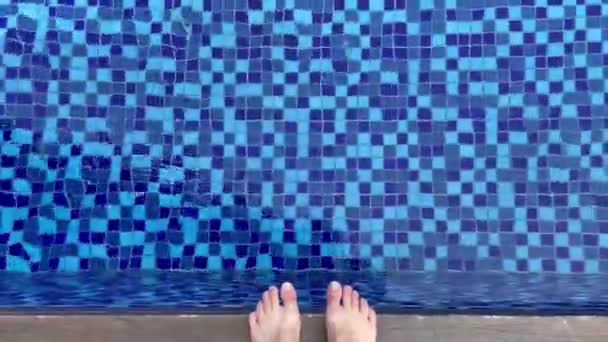 Swimmingpool Med Vand Refleksion – Stock-video