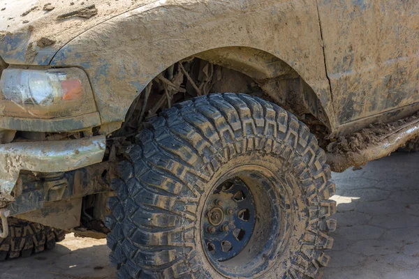 Front Muddy Pickup Truck — Stock Photo, Image