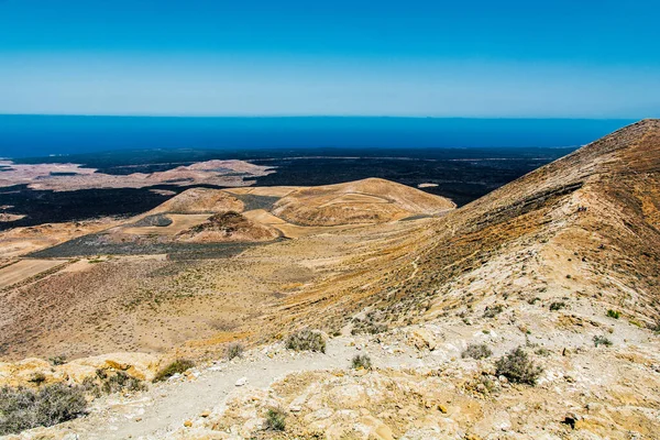 Pemandangan Indah Taman Nasional Timanfaya Dengan Gunung Berapi Lanzarote Kepulauan — Stok Foto