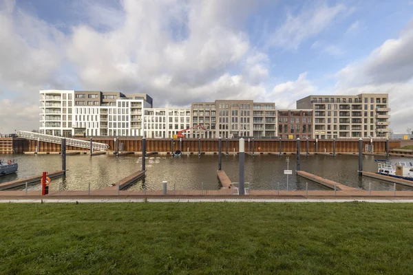 Zutphen Niederlande Januar 2021 Hochwasser Erholungshafen Mit Modernem Luxuswohnhaus Hintergrund — Stockfoto