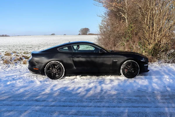 Kiel Germany Jan 2021 Black Sports Car Front Winter Landscape — Stock Photo, Image