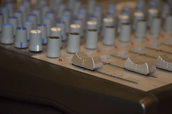 Console Mixage Audio Professionnelle Avec Faders Boutons Réglage Mise Point — Photo