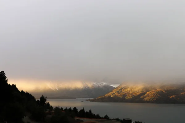 Landscape Sunrise Fog Lake Mountain Background Queenstown New Zealand — Stock Photo, Image