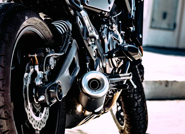 Closeup Shot Motorcycle Blurred Background — Stock Photo, Image