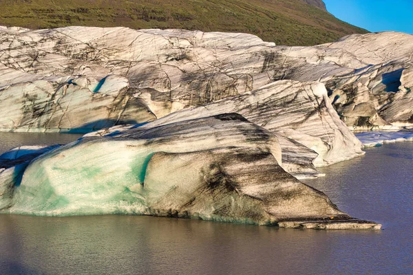 Gros Plan Des Glaciers Avec Des Collines Arrière Plan Islande — Photo