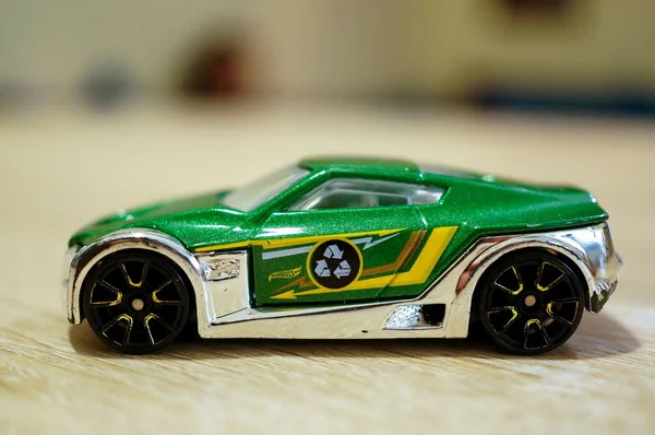 Poznan Poland Feb 2021 Green Mattel Hot Wheels Leksaksbil Mjuk — Stockfoto