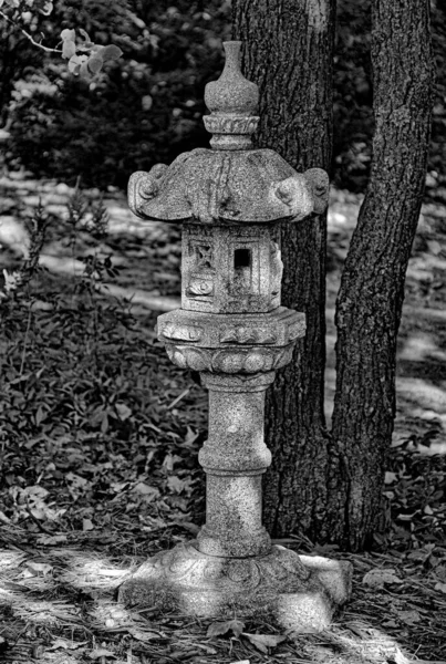 Vertical Grayscale Shot Decorative Stone Structure Forest — Stock Photo, Image