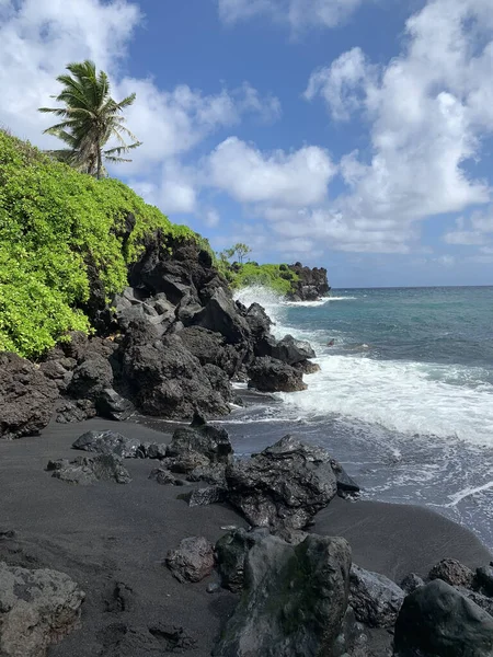 Ein Küstenblick Auf Die Vulkanischen Felsen Ozean Die Der Bucht — Stockfoto