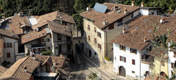 Вид Зверху Дахи Arco Trentino Italy — стокове фото