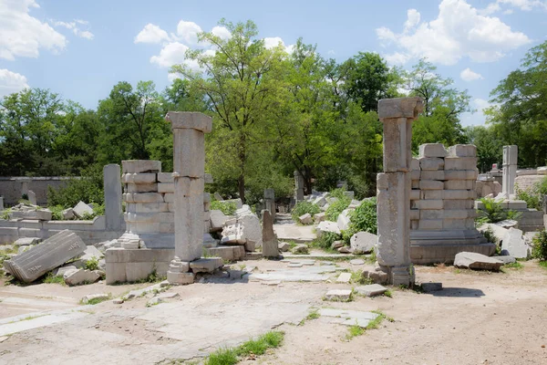 Antiche Rovine Della Città Nel Parco Yuanmingyuan — Foto Stock