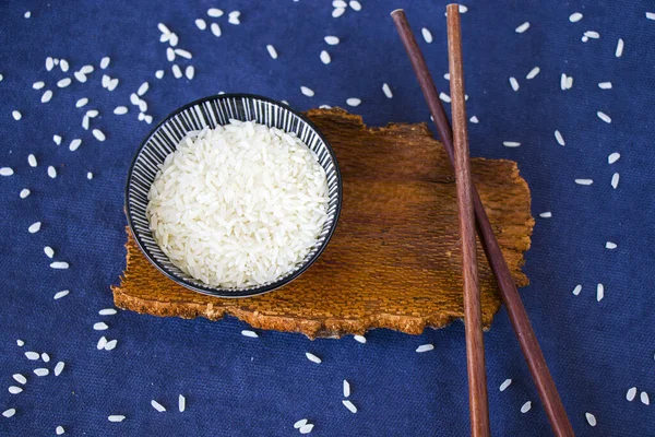 High Angle Shot Rice Chopsticks Blue Surface — Stock Photo, Image