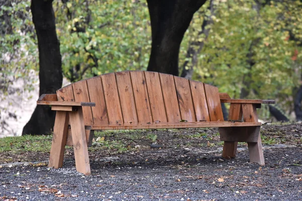 Mise Point Sélective Banc Bois Dans Parc — Photo