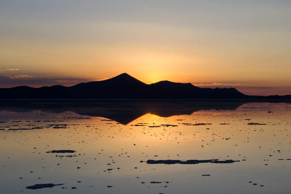 Αντανάκλαση Των Βουνών Μια Λίμνη Κατά Διάρκεια Του Ηλιοβασιλέματος Στο — Φωτογραφία Αρχείου